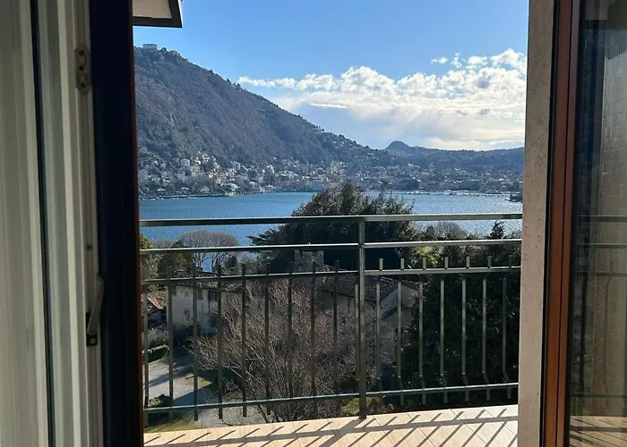 The View - Spacious Modern Apt